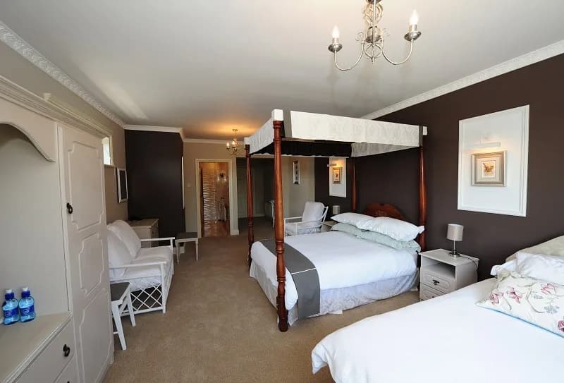 Room 4 from the wardrobe side, with its sitting area